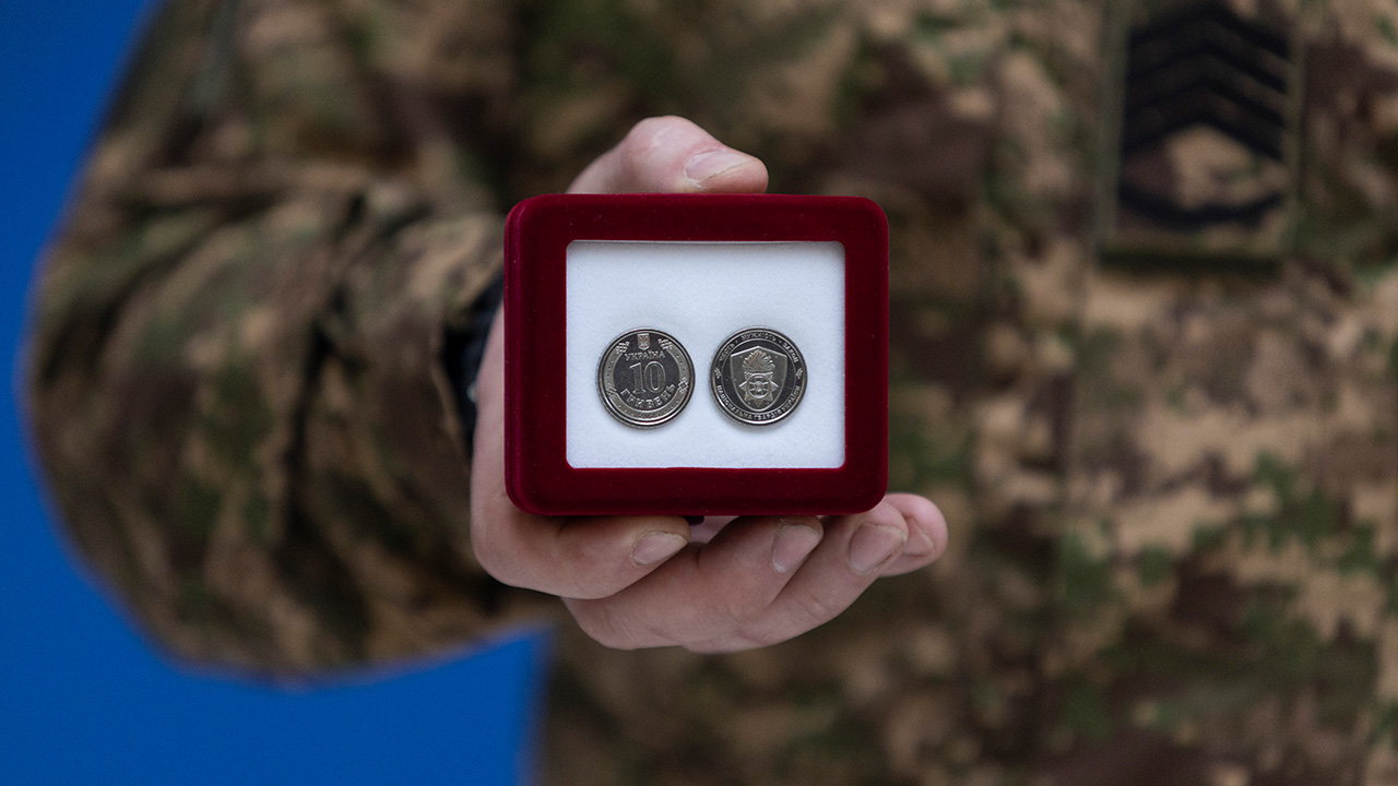 Нова обігова пам’ятна монета присвячена Національній гвардії України (2)