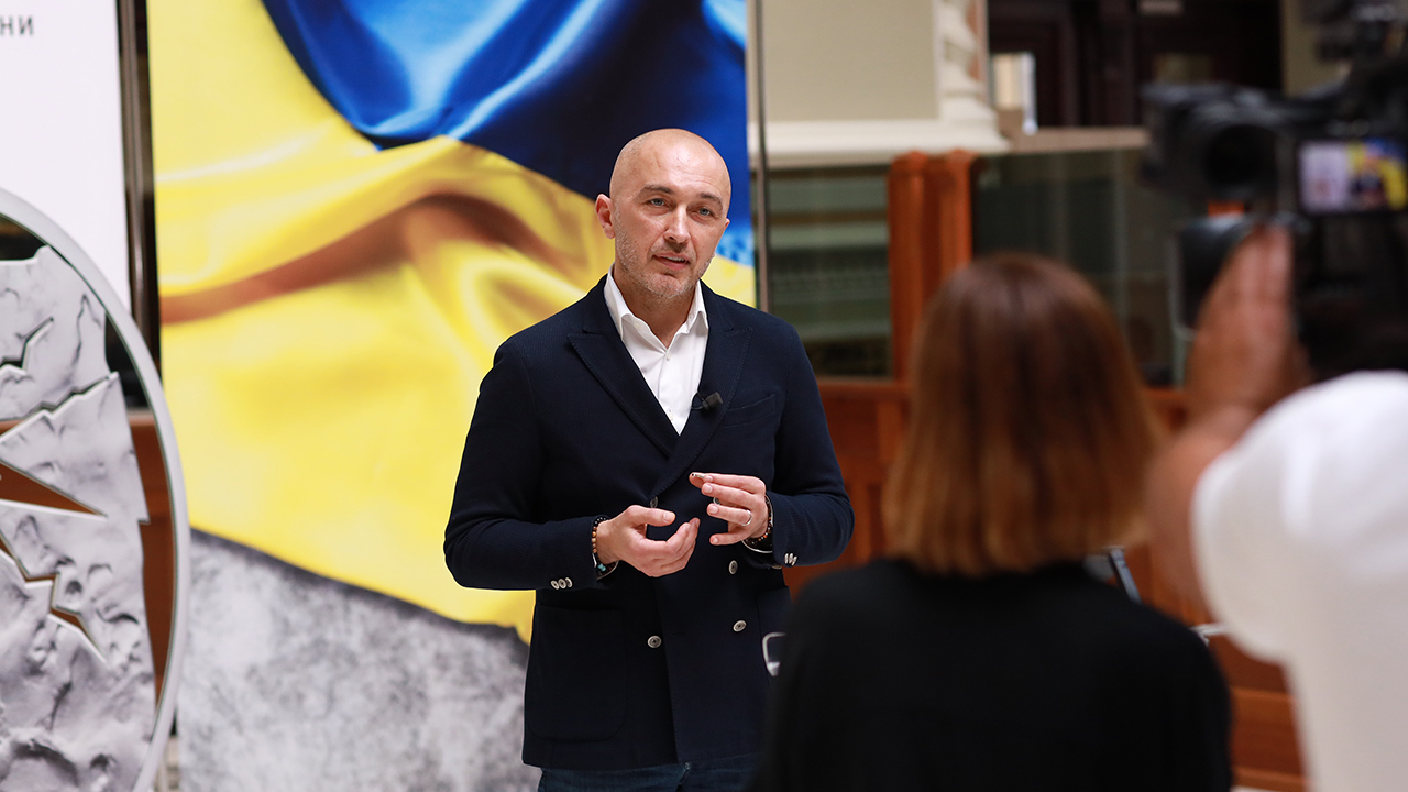 NBU Presents Commemorative Coins Entitled “The Courage To Be. UA” to Mark Ukraine’s Independence Day (3)