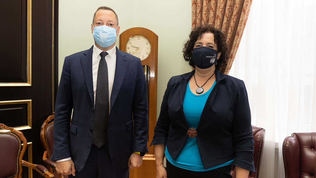 Голова НБУ обговорив поточні кроки у реформуванні фінансової системи з послом Великої Британії в Україні