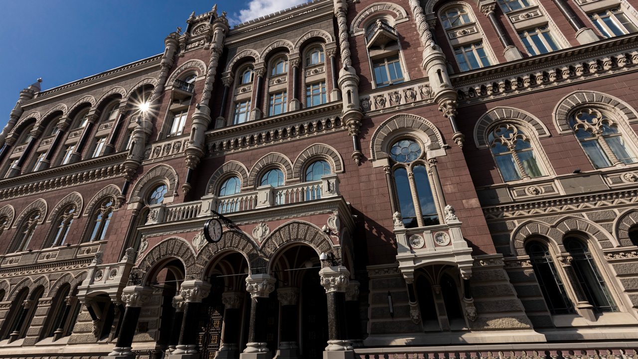 До семи небанківських фінансових установ застосовано заходи впливу