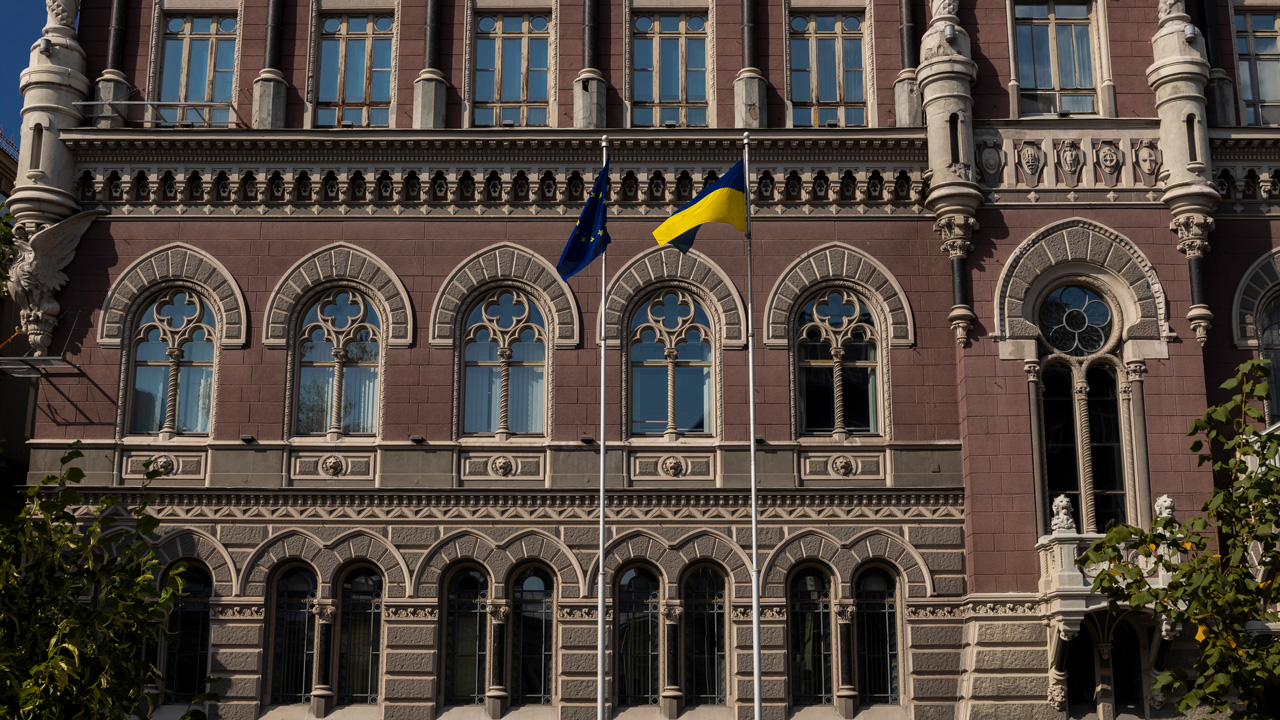 Застосовано заходи впливу до 10 фінансових компаній