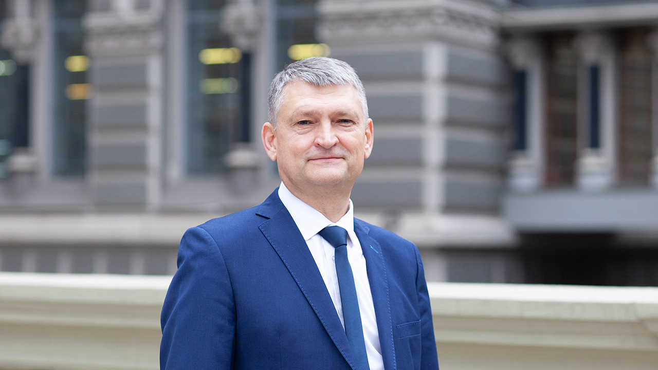 Директором Департаменту платіжних систем та інноваційного розвитку Національного банку став Андрій Поддєрьогін